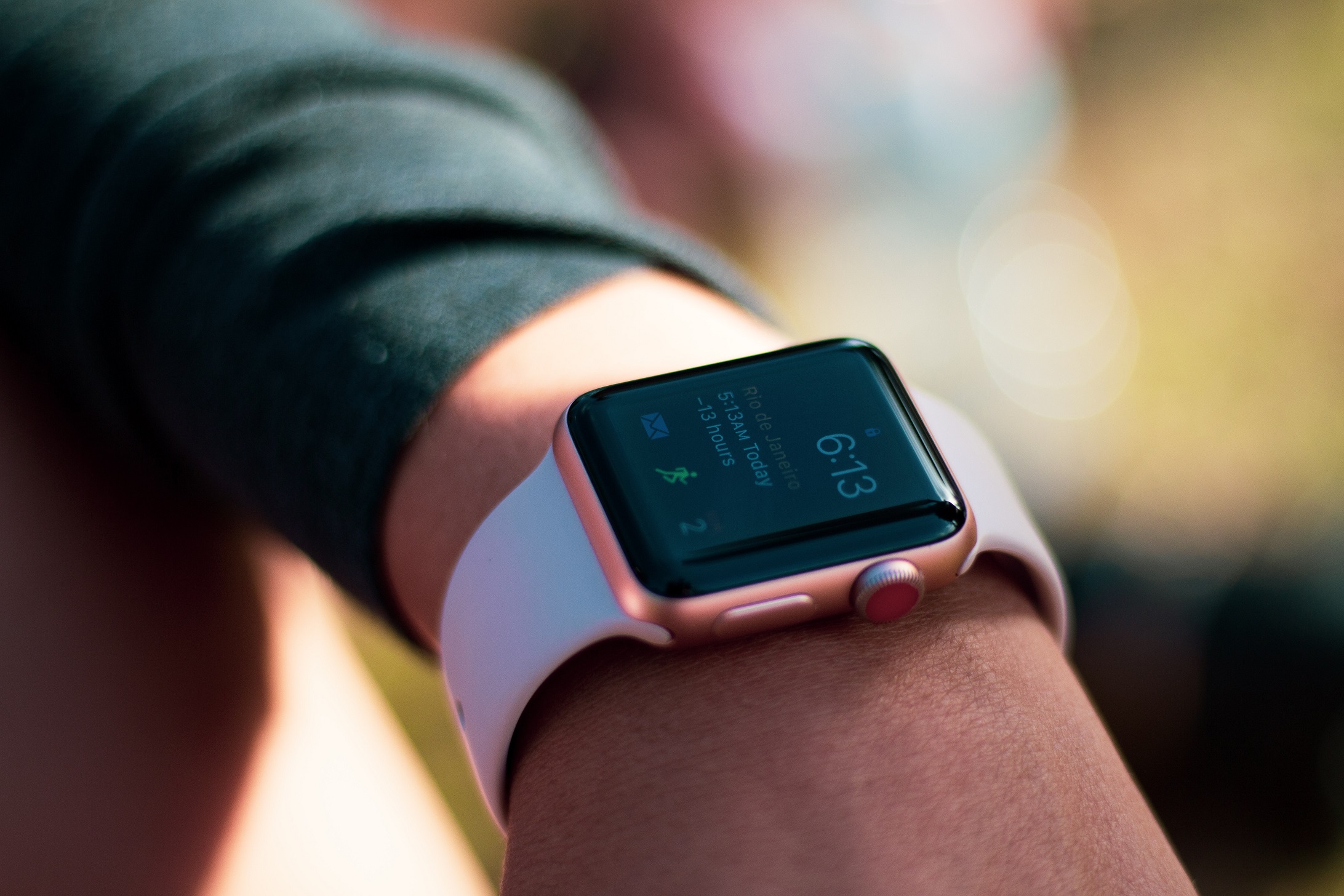 Умни часовници apple-watch