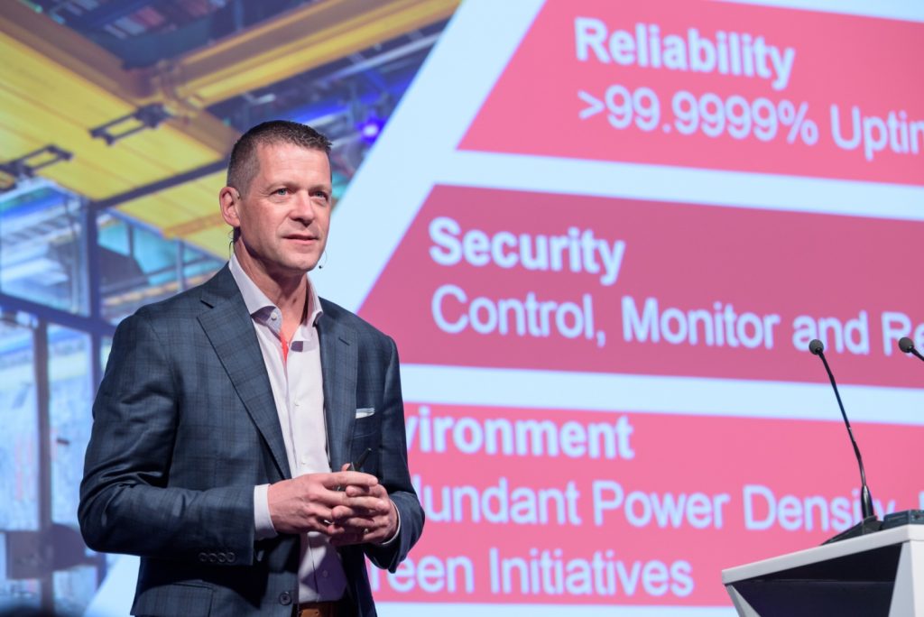 Чарлз Майерс Equinix