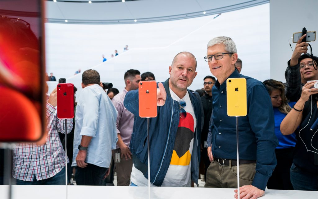 jony-ive-tim-cook