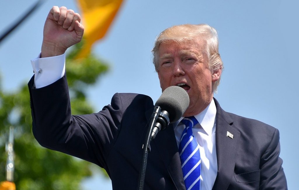 trump-2546104_1920