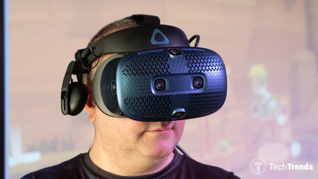 HTC Vive Cosmos 2