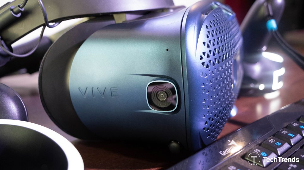 HTC Vive Cosmos 4