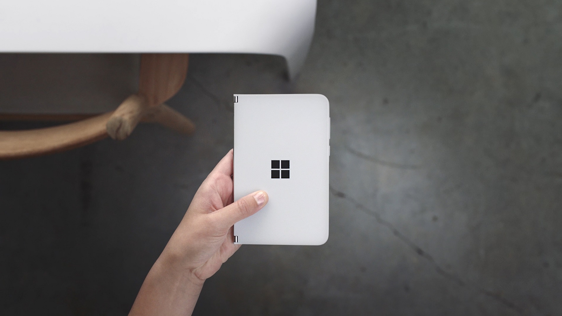 SurfaceDuo-1