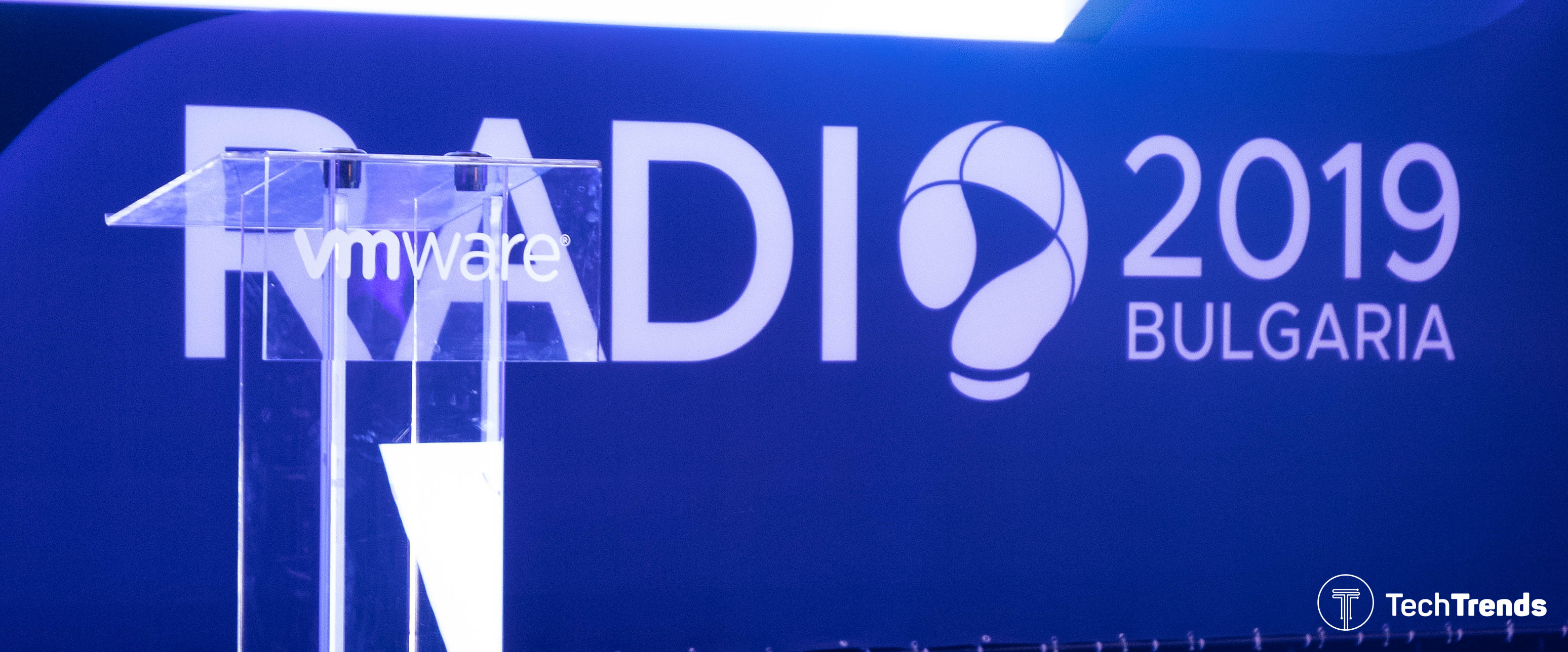 VMware-radio-logo-2