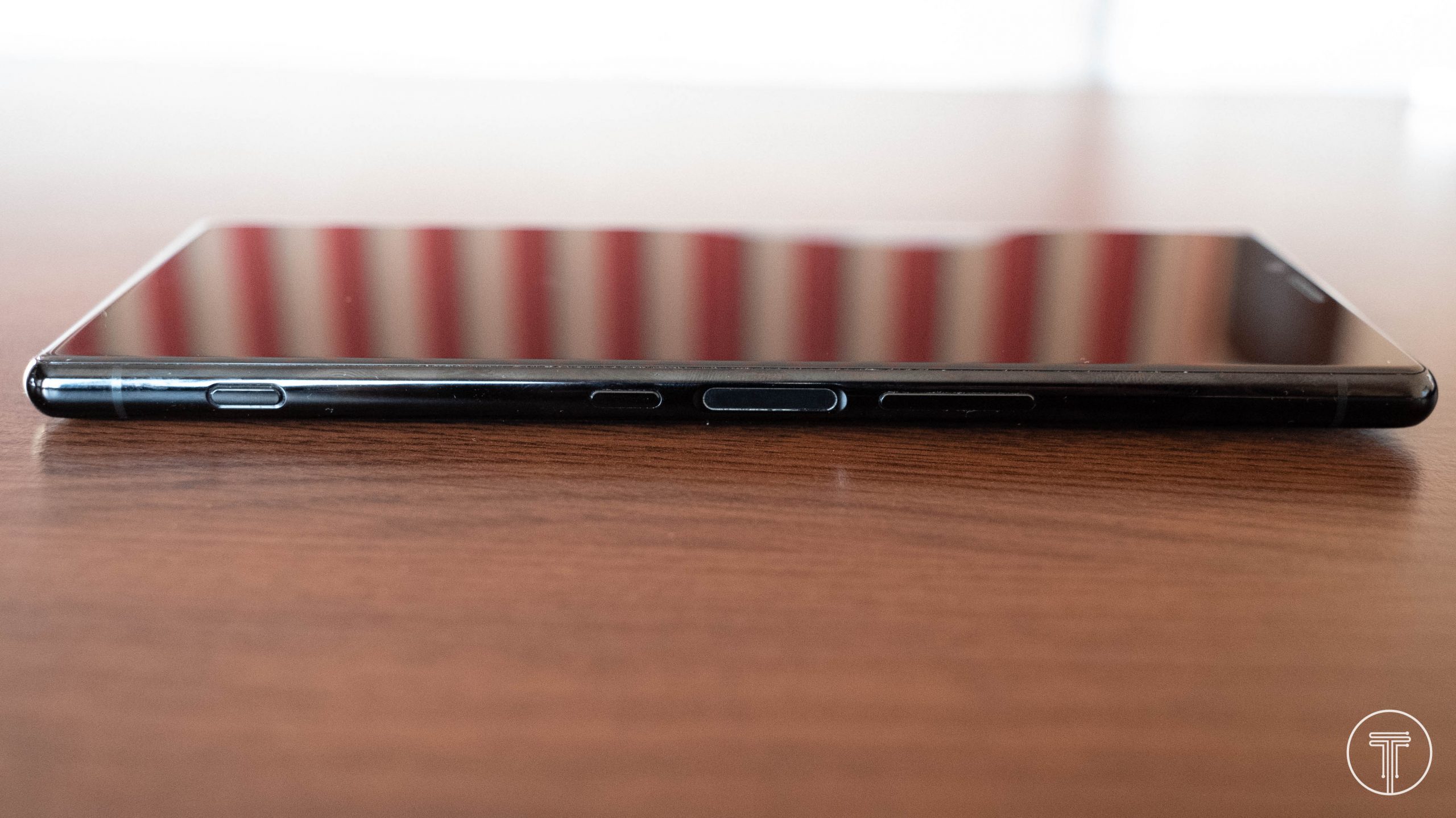 Sony-Xperia1-7