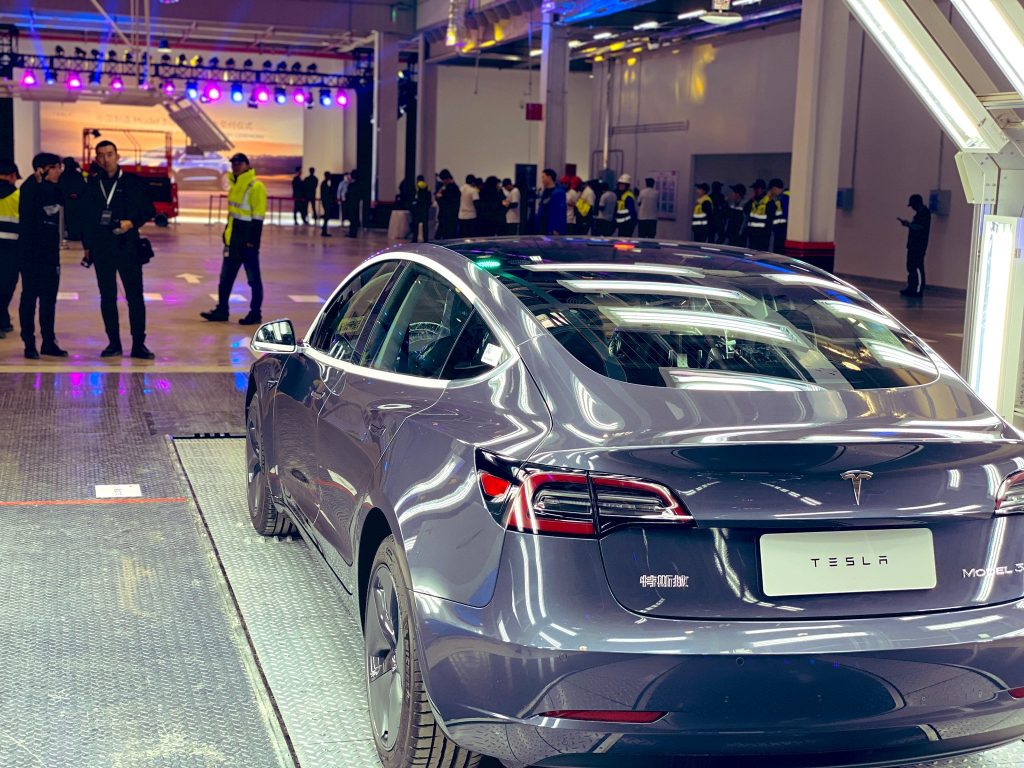 tesla-model-3-china