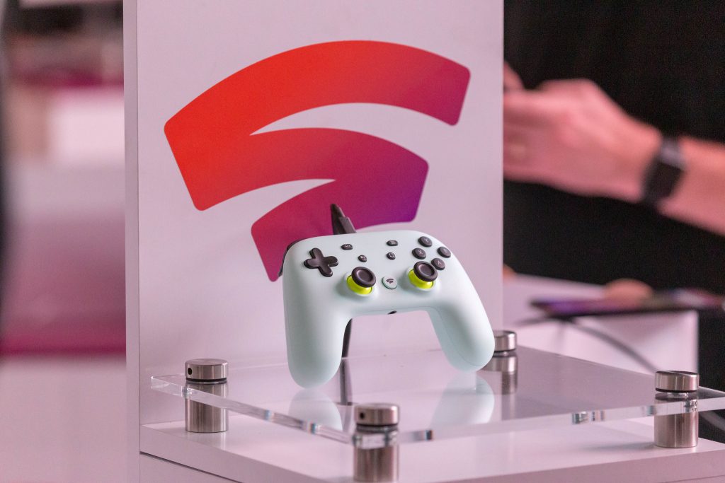 google-stadia-gamepad-display