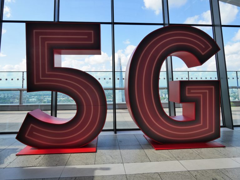 5glogo-vodafone