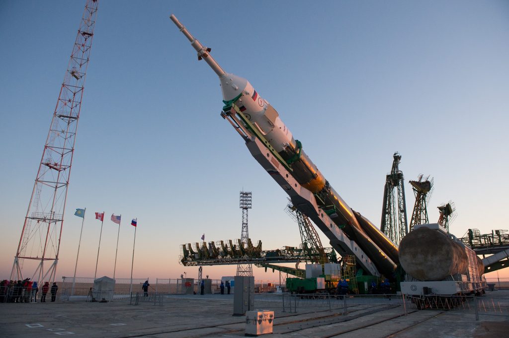 Expedition 34 Soyuz Rollout