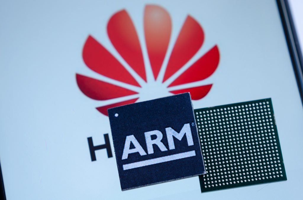 stck-huawei-arm-ban