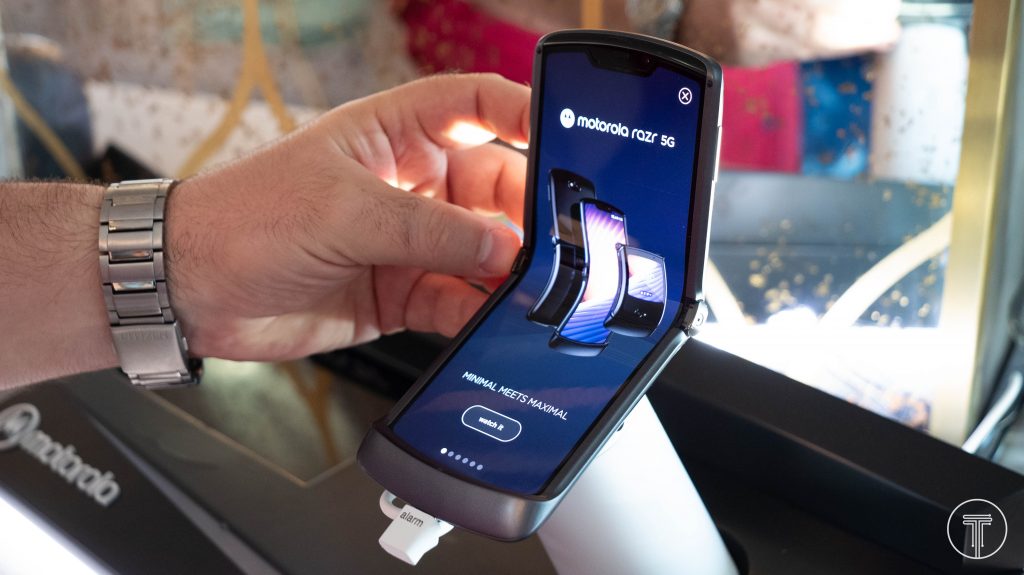 motorola-razr-5g-preview-2