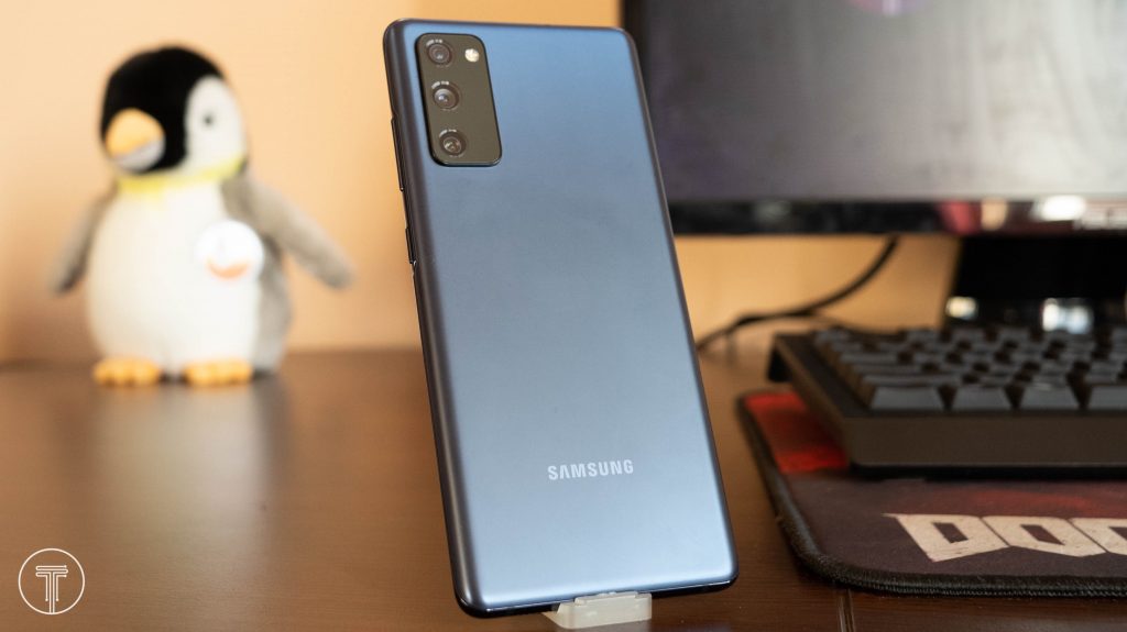 Samsung-Galaxy-S20-FE-8