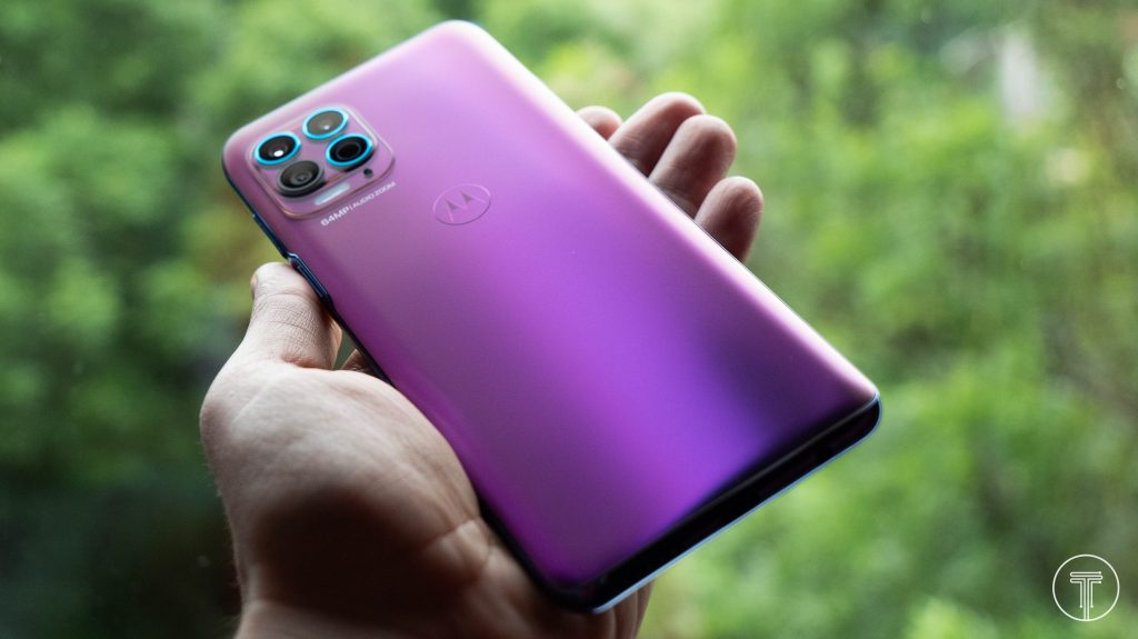 Motorola-Moto-G100-2