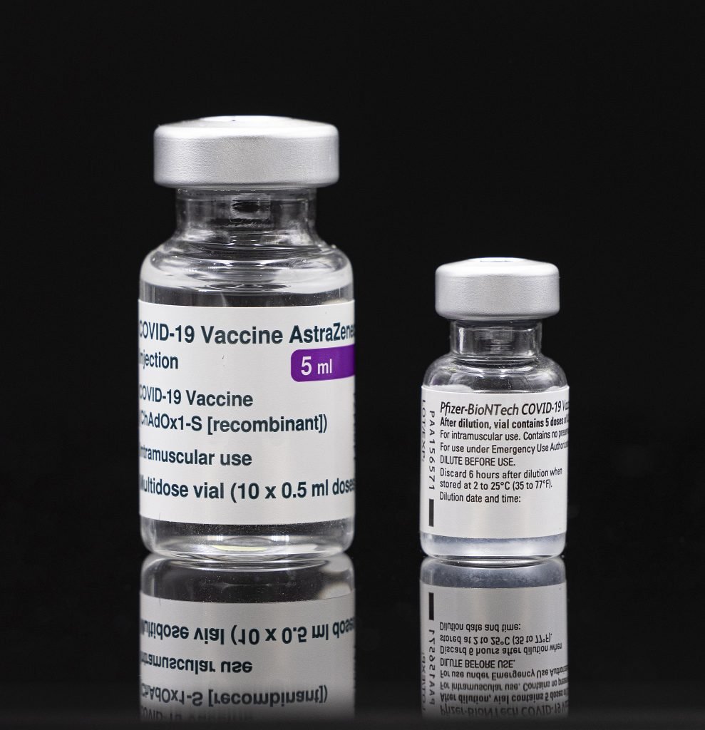 AstraZeneca_and_Pfizer_BioNTech_COVID-19_vaccine