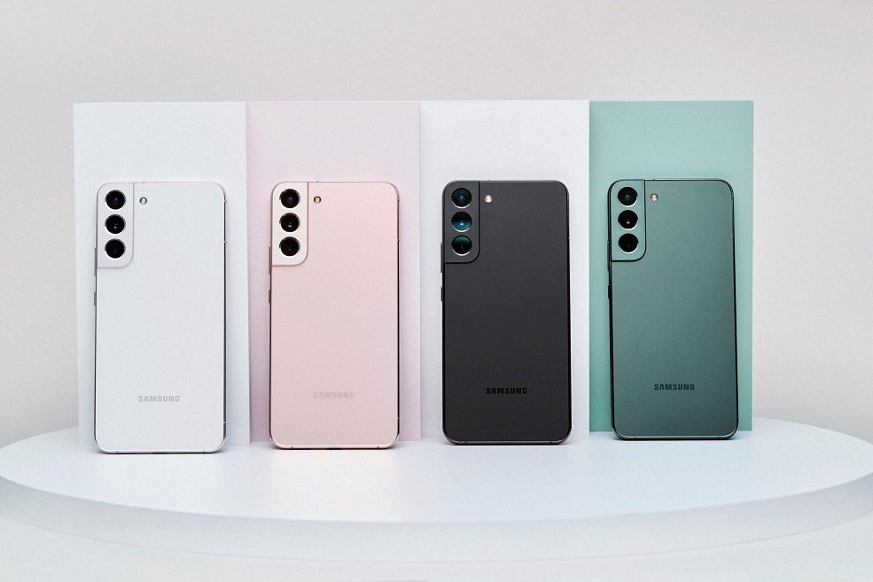 Samsung Galaxy S22 Plus Group