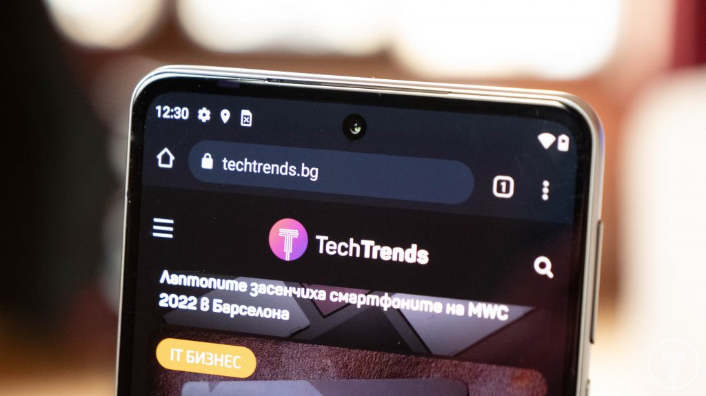 Motorola-Edge-30-Pro-6