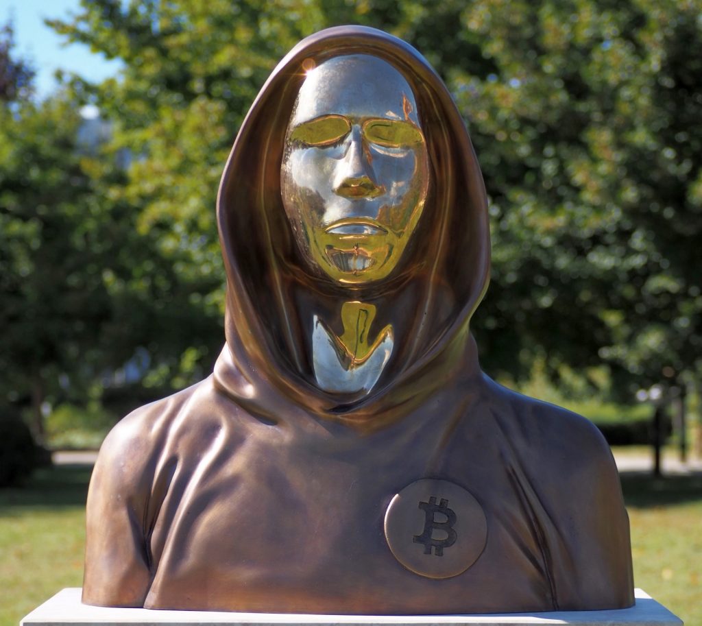 Bust_of_Satoshi_Nakamoto_in_Budapest