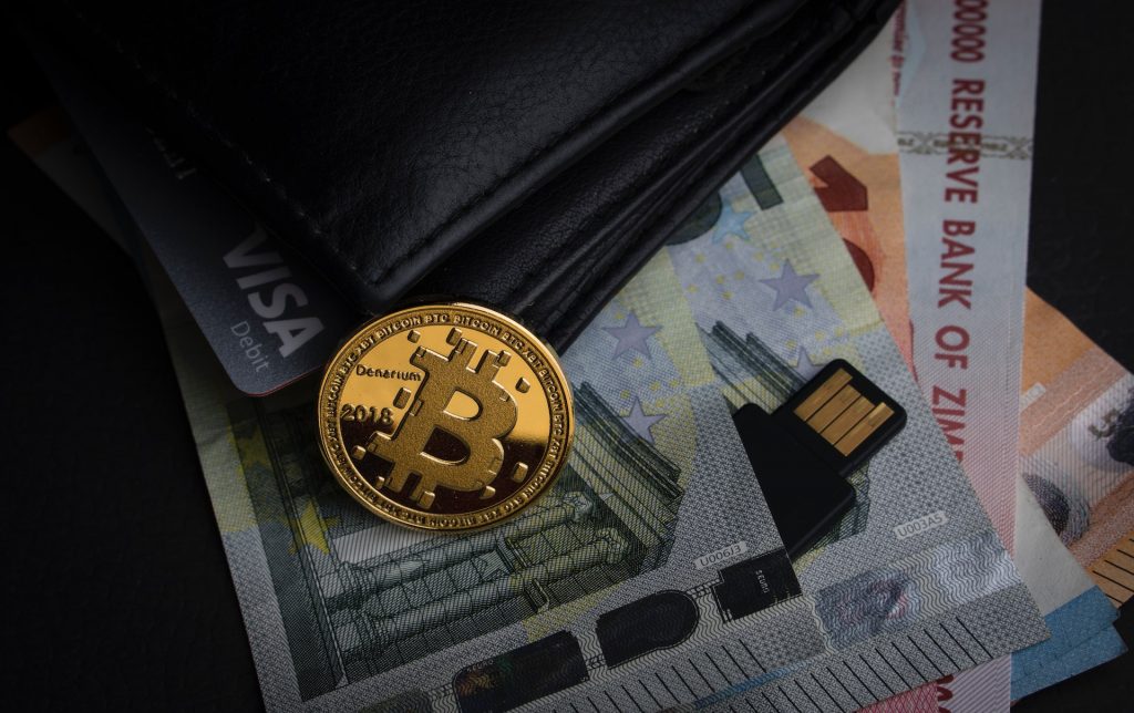 bitcoin-money-credit