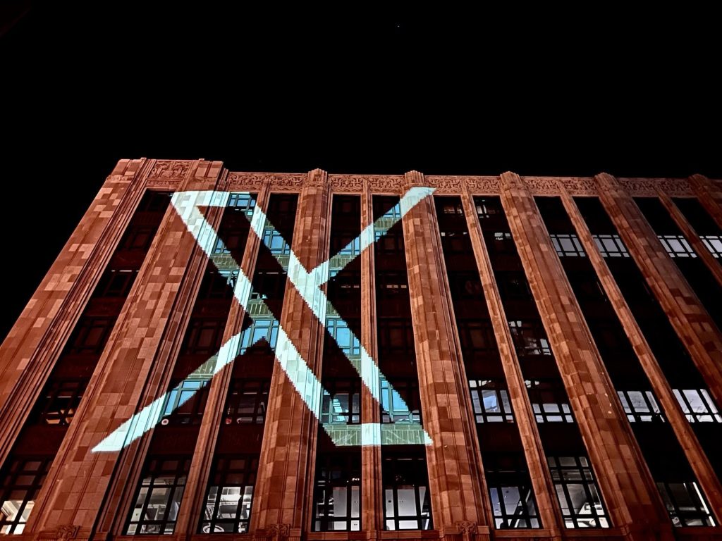 twitter-new-x-hq