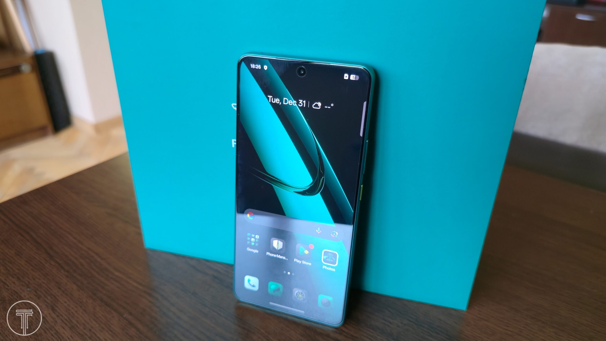 realme-gt-7-aston-martin-14