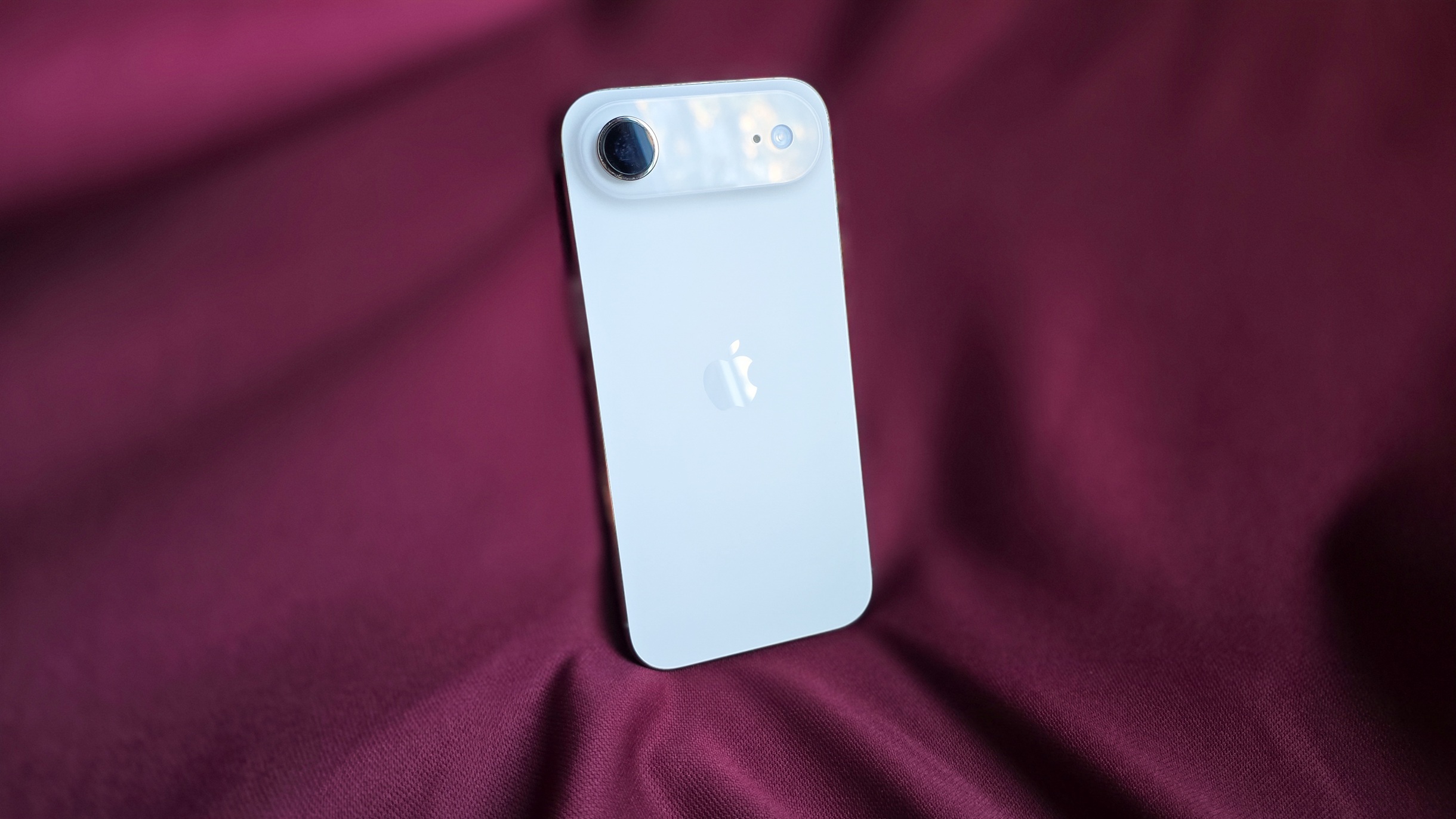 Apple-iPhone-Air-TT-9