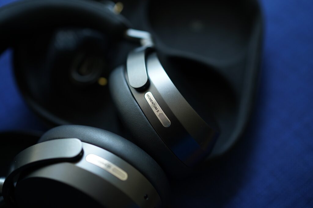 Sennheiser Momentum 5 Wireless-11